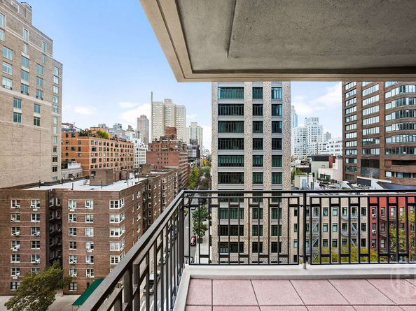 45 East End Avenue 10F, New York NY 10028