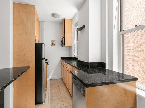 333 East 43rd Street 709, New York NY 10017