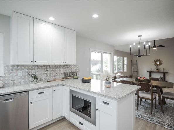 329 Lodgewood Lane, Lafayette CO 80026