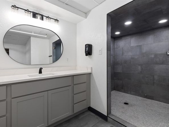955 Eudora Street 1606, Denver CO 80220