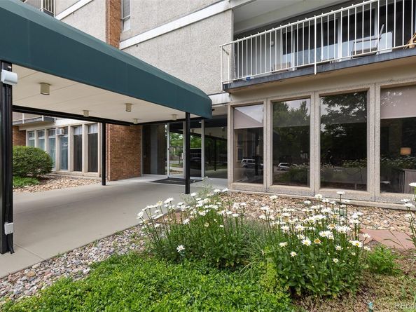 955 Eudora Street 1606, Denver CO 80220