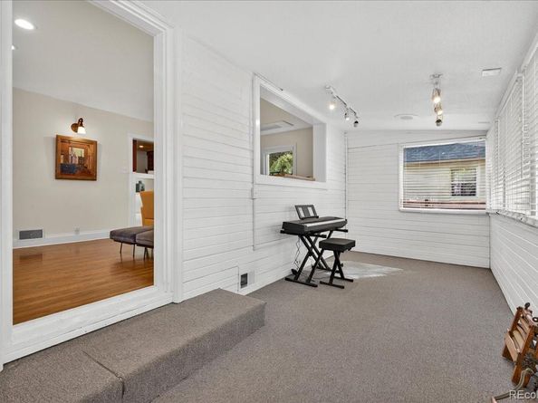 1136 Venice Street, Longmont CO 80501