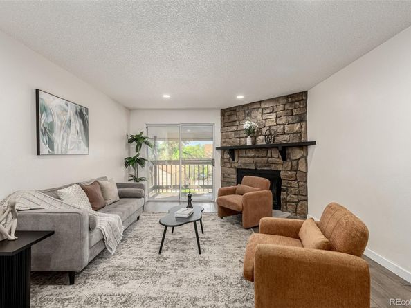 1830 S Pitkin Circle B, Aurora CO 80017