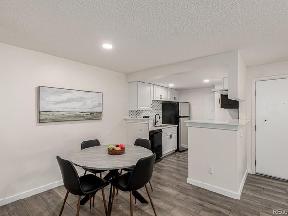 1830 S Pitkin Circle B, Aurora CO 80017
