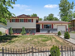 11239 E Center Avenue, Aurora CO 80012