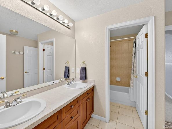 19242 E Maplewood Place, Aurora CO 80016