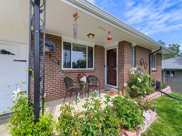 5321 King Court, Denver CO 80221