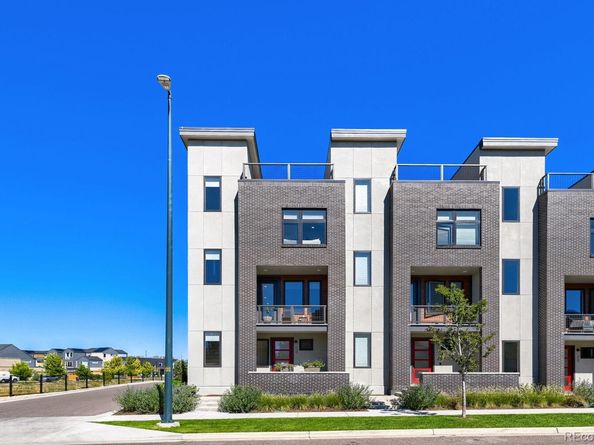 28 Oneida Court, Denver CO 80230