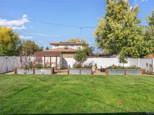 8371 W 70th Avenue, Arvada CO 80004