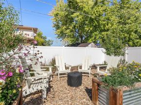 8371 W 70th Avenue, Arvada CO 80004