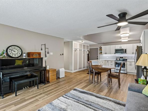 650 S Clinton Street 2A, Denver CO 80247