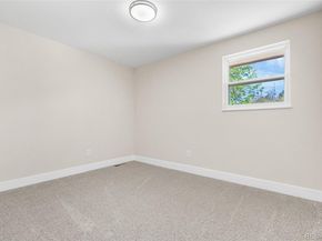 975 E 7th Avenue, Broomfield CO 80020