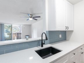 2231 S Vaughn Way 118B, Aurora CO 80014