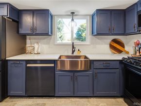 2146 S Yarrow Street, Lakewood CO 80227