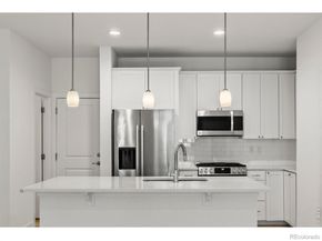 747 Robert Street, Longmont CO 80503