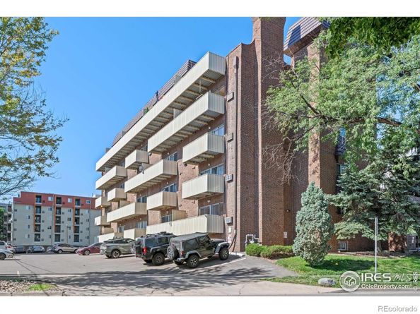 4110 Hale Parkway 4J, Denver CO 80220