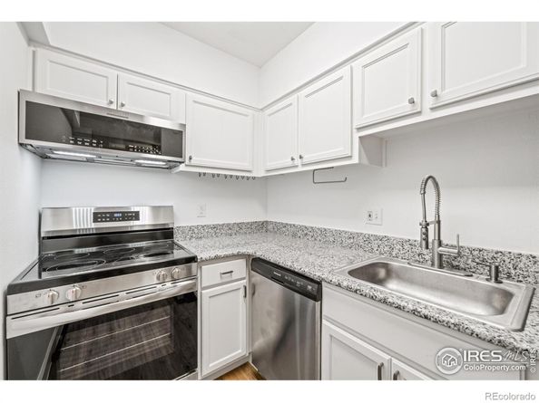4110 Hale Parkway 4J, Denver CO 80220