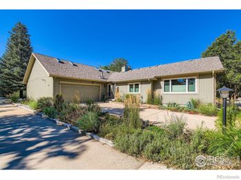 5472 White Place