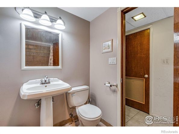 7240 Glacier View Road, Longmont CO 80503