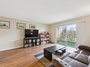 605 S Alton Way 12B, Denver CO 80247