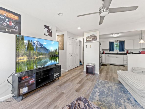 1662 Biscay Circle, Aurora CO 80011
