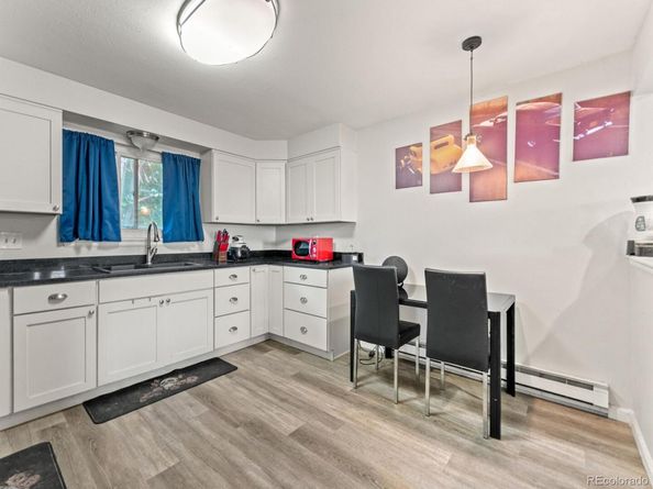 1662 Biscay Circle, Aurora CO 80011