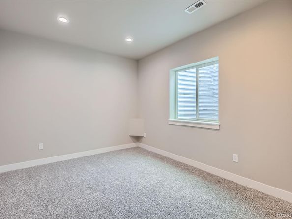15 S Gray Street, Lakewood CO 80226