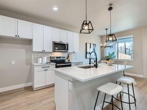 15 S Gray Street, Lakewood CO 80226