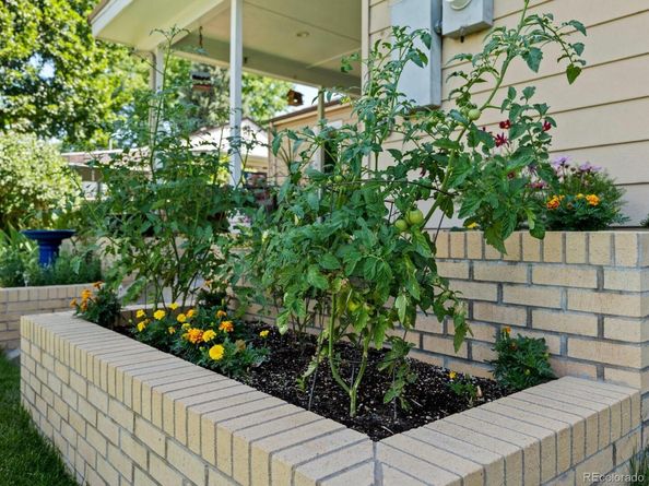 1827 S Fairfax Street, Denver CO 80222