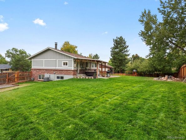 1425 S Welch Circle, Lakewood CO 80228