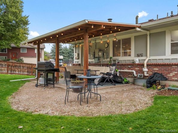 1425 S Welch Circle, Lakewood CO 80228