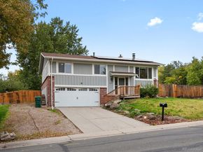 1425 S Welch Circle, Lakewood CO 80228