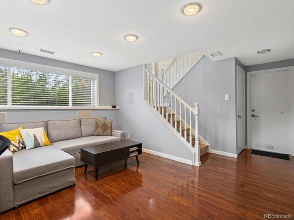 1425 S Welch Circle, Lakewood CO 80228