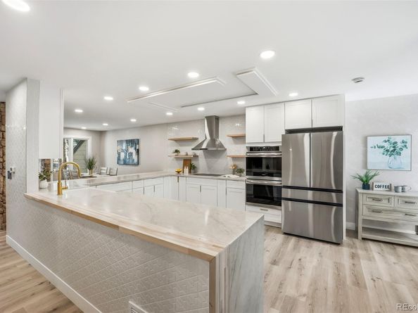 1581 W Briarwood Avenue, Littleton CO 80120