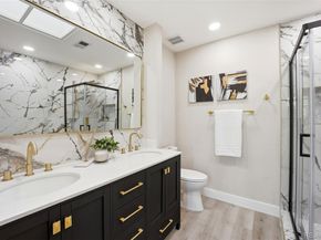 1581 W Briarwood Avenue, Littleton CO 80120