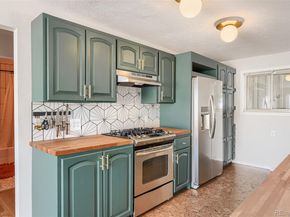 7660 S Sheridan Court, Littleton CO 80128
