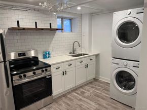 Undisclosed Address #8609422, Denver CO 80218