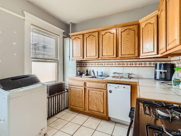 Undisclosed Address #8609422, Denver CO 80218