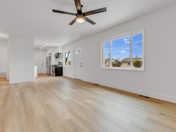 7800 Ladore Street, Commerce City CO 80022