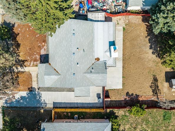 872 Uvalda Street, Aurora CO 80011