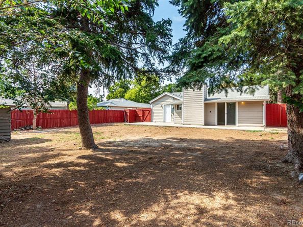872 Uvalda Street, Aurora CO 80011
