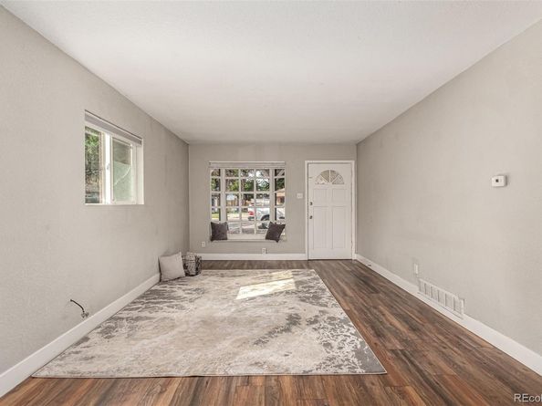 872 Uvalda Street, Aurora CO 80011