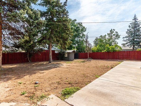 872 Uvalda Street, Aurora CO 80011