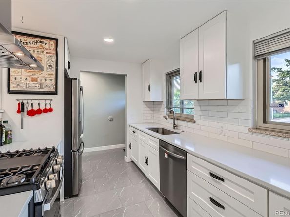 471 Iola Street, Aurora CO 80010