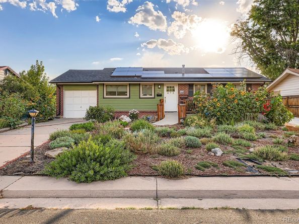 471 Iola Street, Aurora CO 80010