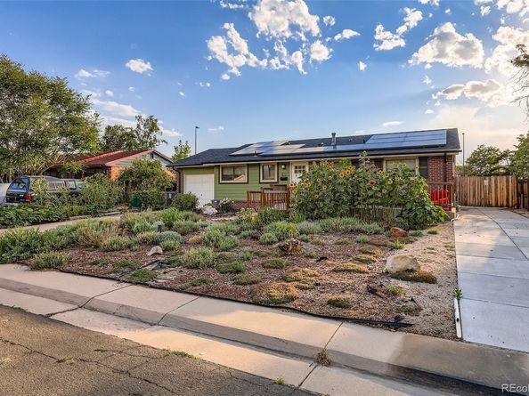 471 Iola Street, Aurora CO 80010