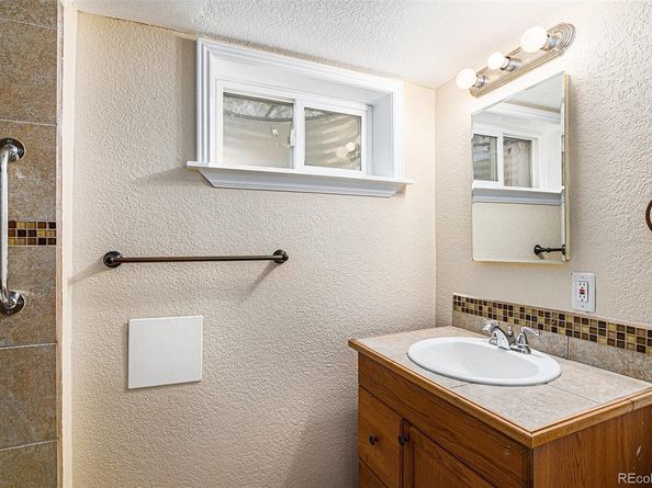 3086 Wheeling Street, Aurora CO 80011