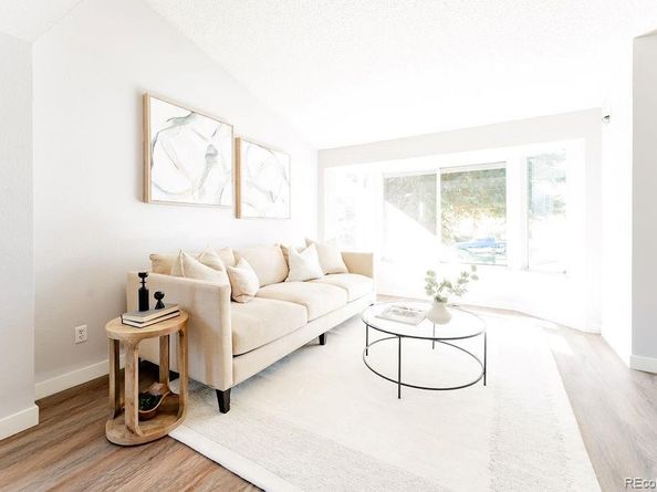 19905 E Stanford Drive, Centennial CO 80015