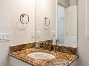 850 S Saint Paul Street, Denver CO 80209