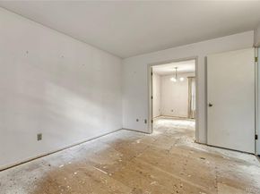 7405 S Pontiac Way, Centennial CO 80112